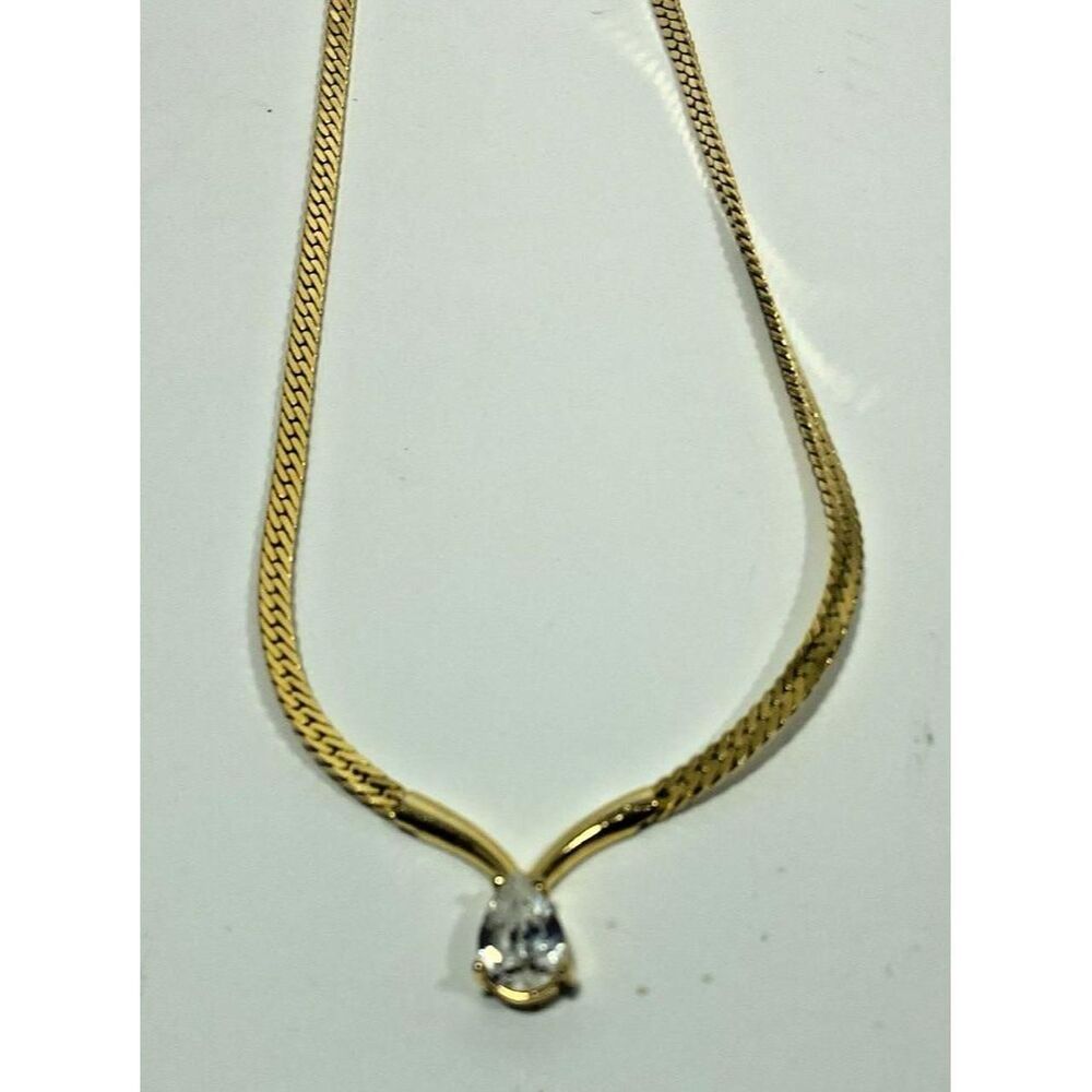 Vintage Gold Tone Necklace with a Teardrop Crystal 17" Classic Beauty Runway EUC